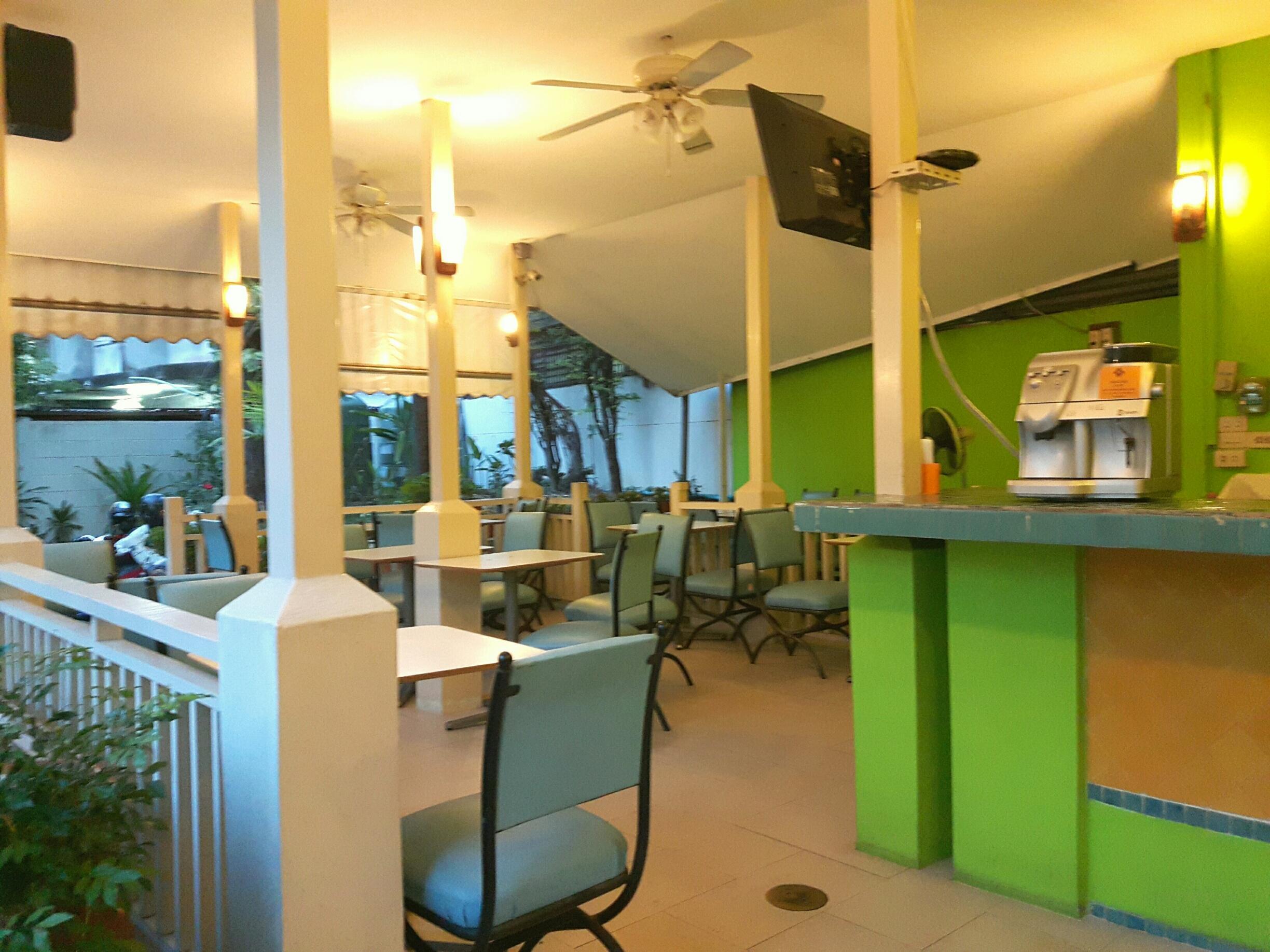 Sawasdee Sukhumvit Inn Банкок Екстериор снимка