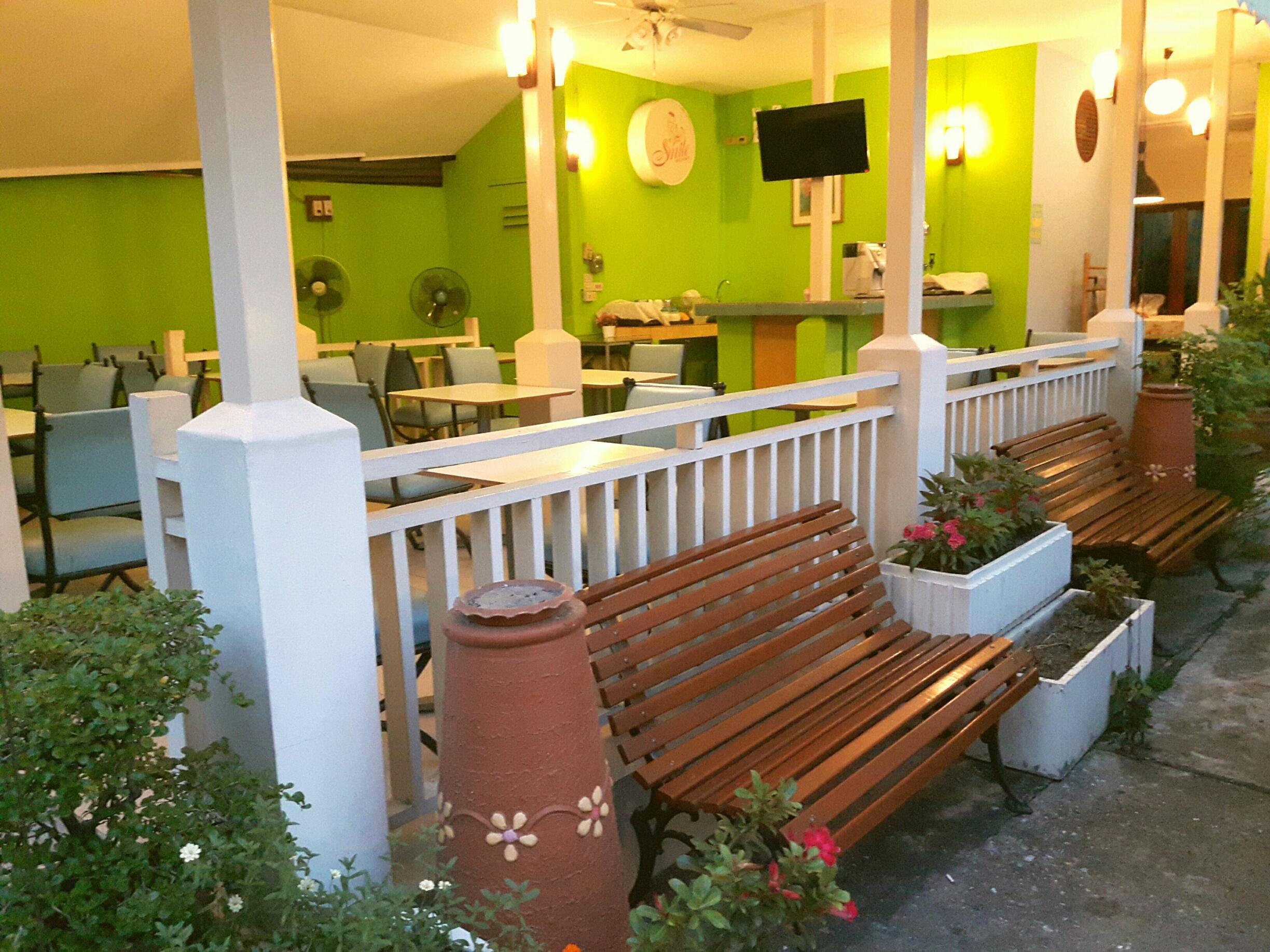 Sawasdee Sukhumvit Inn Банкок Екстериор снимка