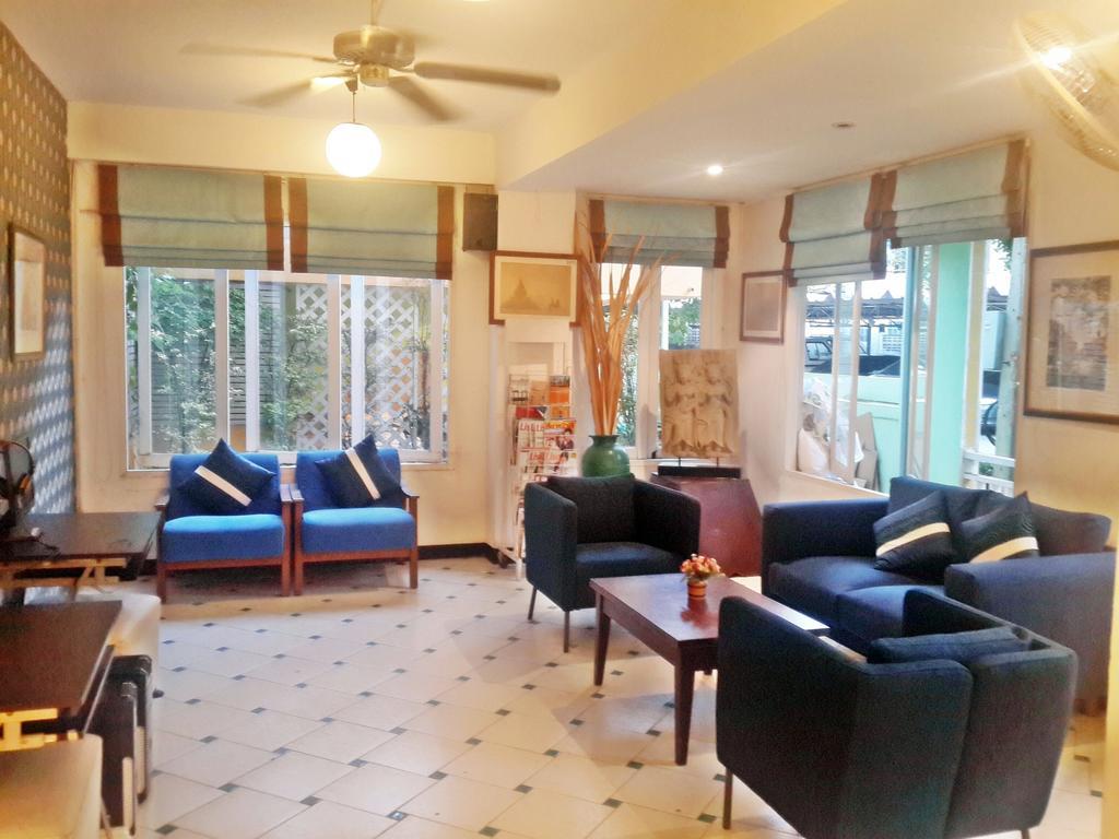 Sawasdee Sukhumvit Inn Банкок Екстериор снимка