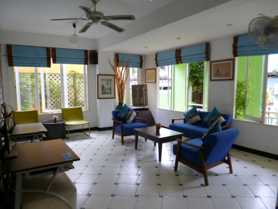 Sawasdee Sukhumvit Inn Банкок Екстериор снимка